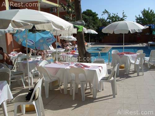 Malis Garden Hotel 7